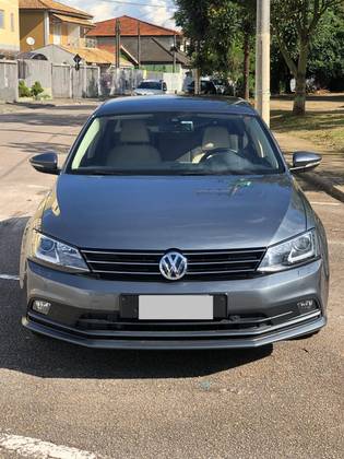 VOLKSWAGEN JETTA 2.0 TSI HIGHLINE 211CV GASOLINA 4P TIPTRONIC